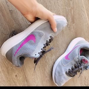 Nike women shoes size 6.5